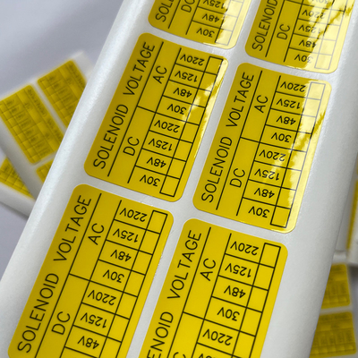 Synthetische Papiervinylbesetzer-Dichtungs-Aufkleber-kundenspezifischer Druckgestempelschnittener Aufkleber